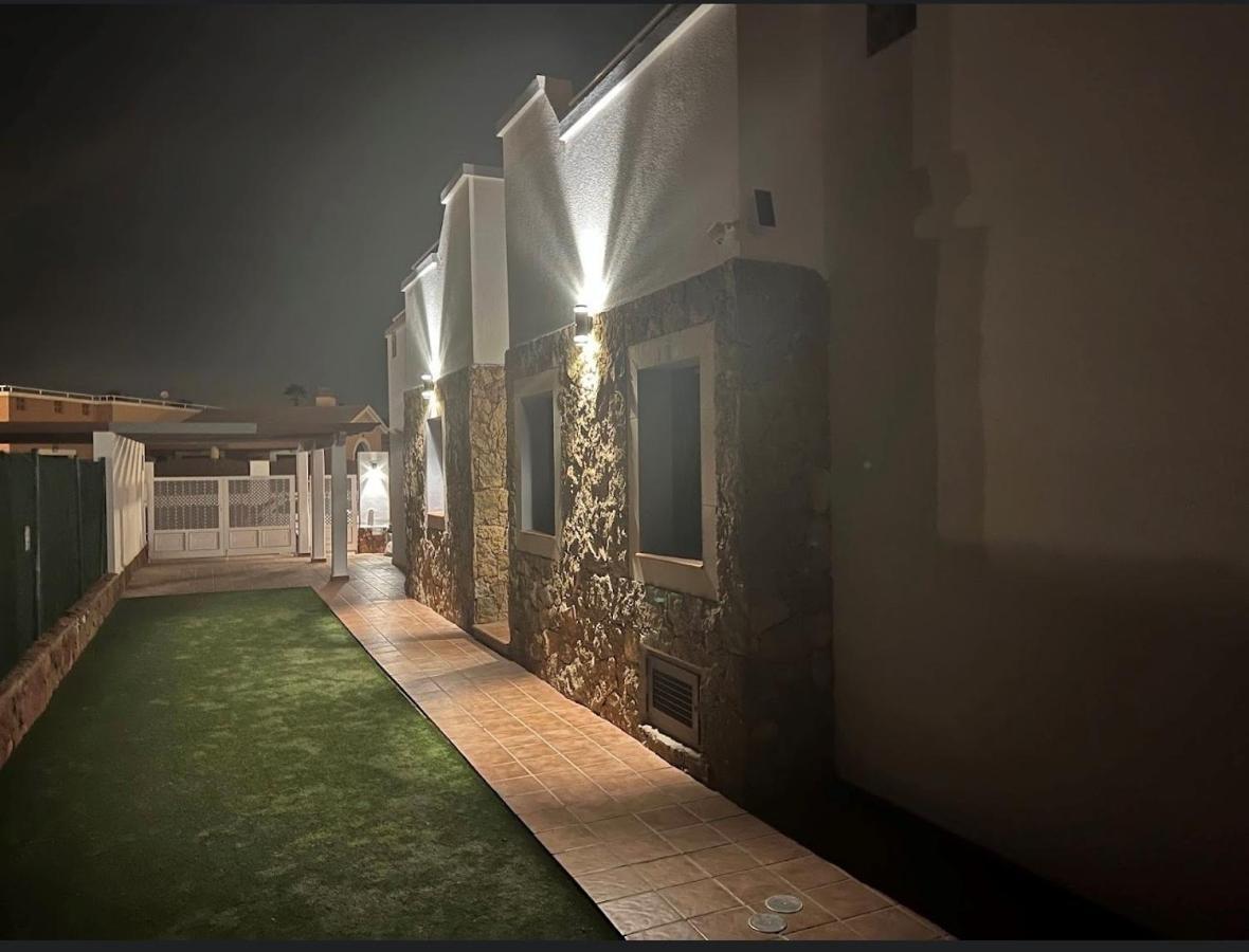 Villa Eva - New To The Market, Fully Refurbished Licensed Villa - Private Pool Калета де Фусте Екстериор снимка