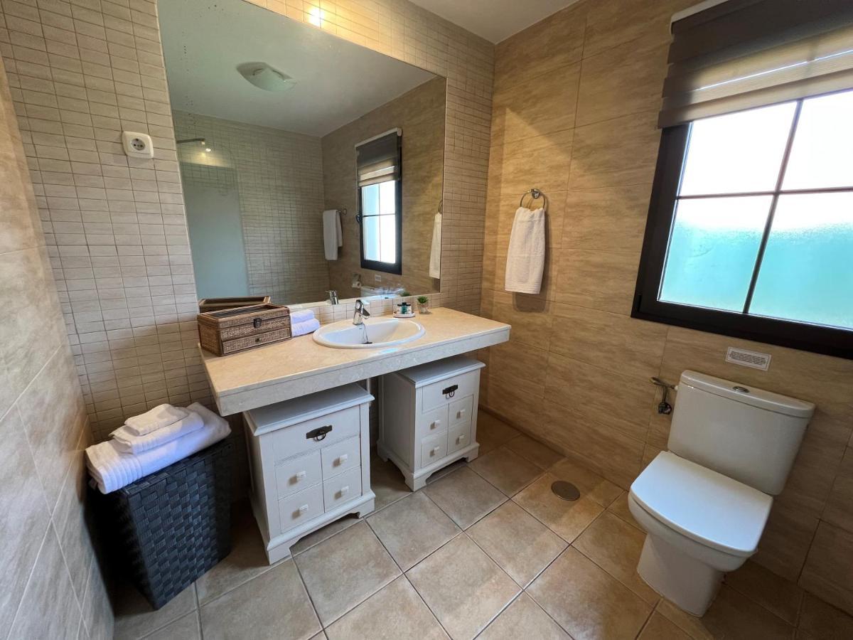 Villa Eva - New To The Market, Fully Refurbished Licensed Villa - Private Pool Калета де Фусте Екстериор снимка