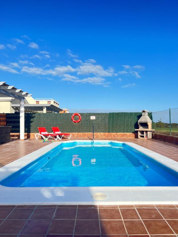 Villa Eva - New To The Market, Fully Refurbished Licensed Villa - Private Pool Калета де Фусте Екстериор снимка